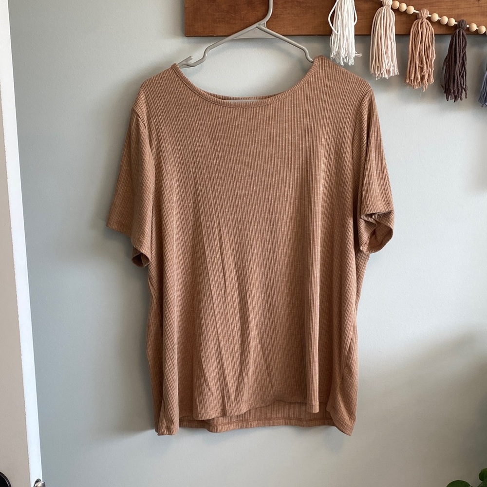 Old Navy Women's Short Sleeve Tee - Tan